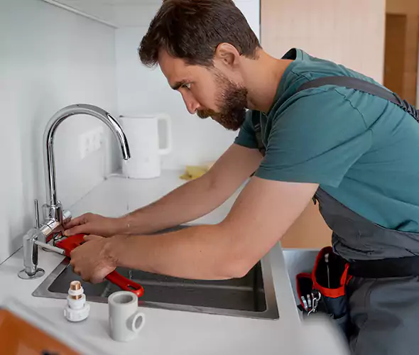 Professional Faucet Replacement Specialist in North Miami Beach, FL: Schedule Affordable Faucet Replacement Services with Us