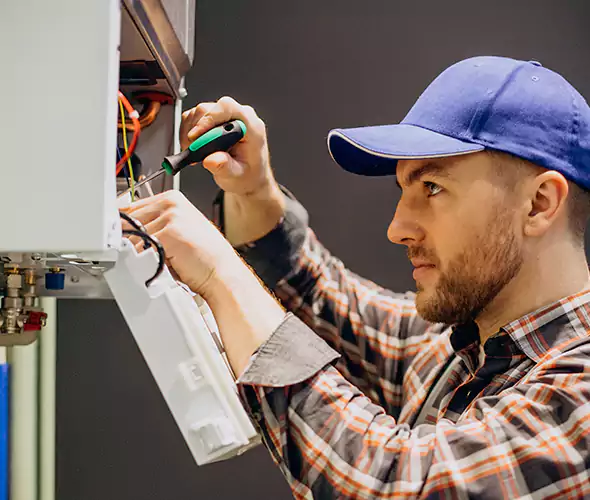 Expert Plumber for Tankless Water Heater Maintenance in North Miami Beach, FL: Schedule Professional Maintenance Services with Us