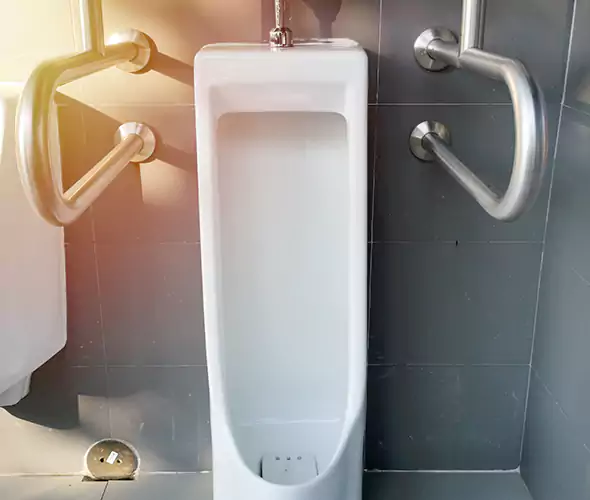 Expert Urinal Installation in North Miami Beach, FL: Schedule Reliable Plumbing Services with Us