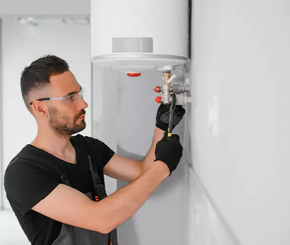 Expert Plumber for Water Heater Expansion Tank Installation in North Miami Beach, FL