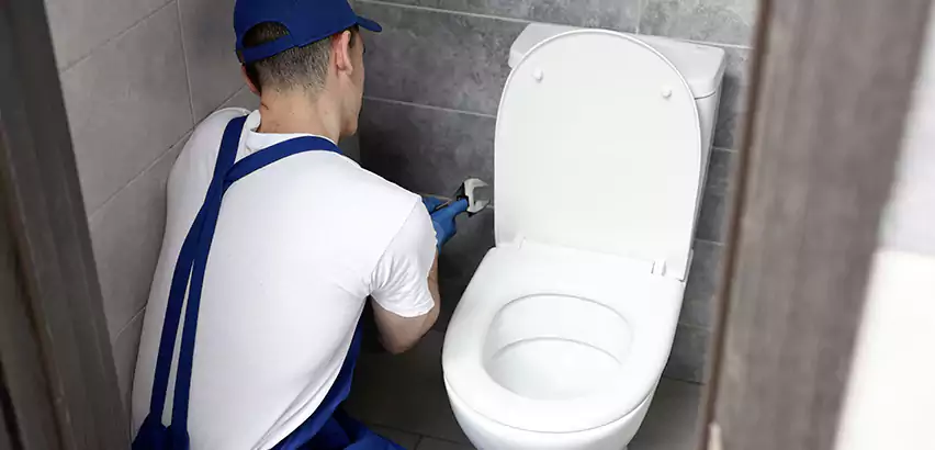 Toilet Lid Replacement in North Miami Beach